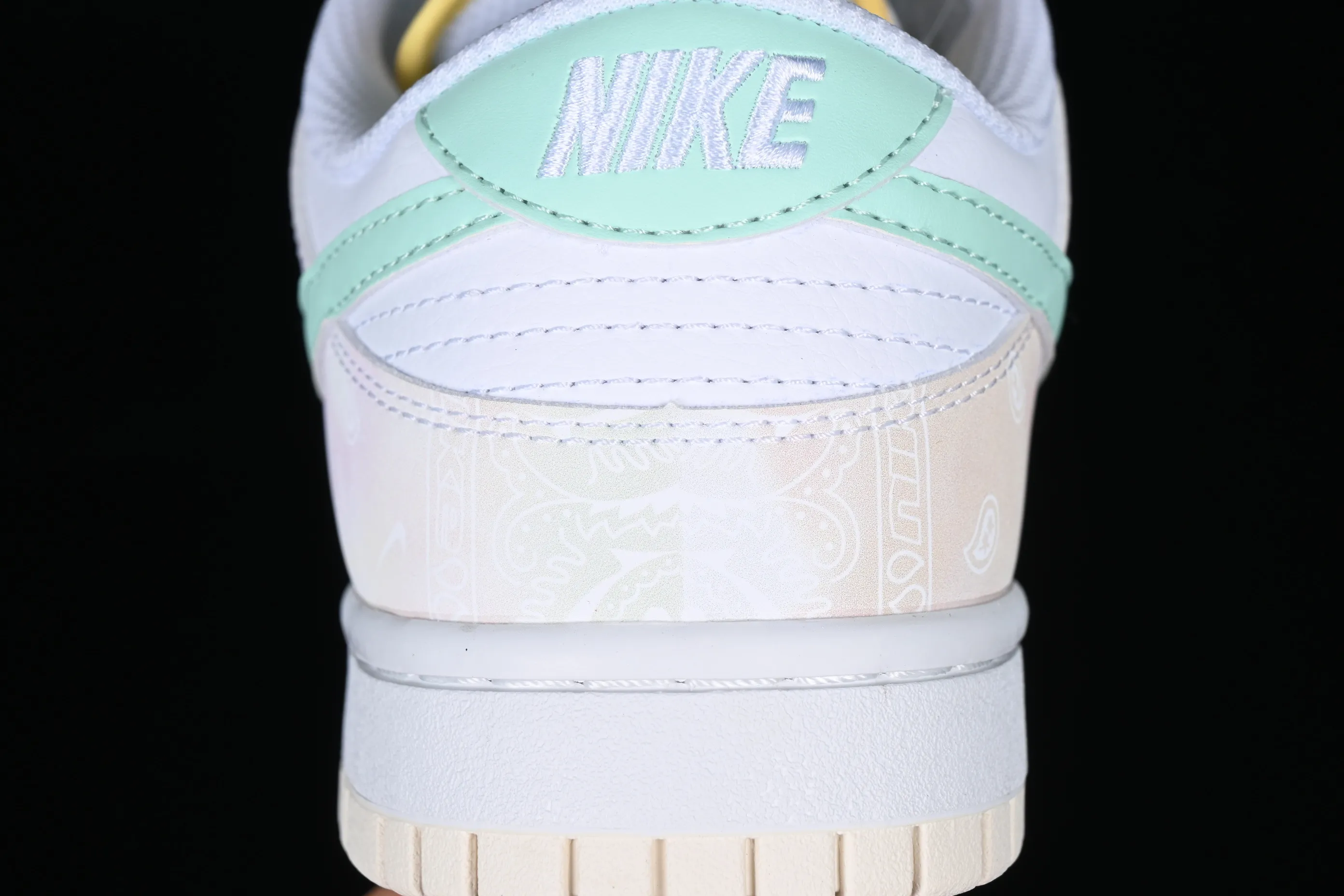 All categories Nk SB Dunk series Nk SB Dunk Low low-top sneakers F version Nk Dunk Low GS "Paisley Print" tie-dyed SB low-top sports and casual sneakers FJ7707-131